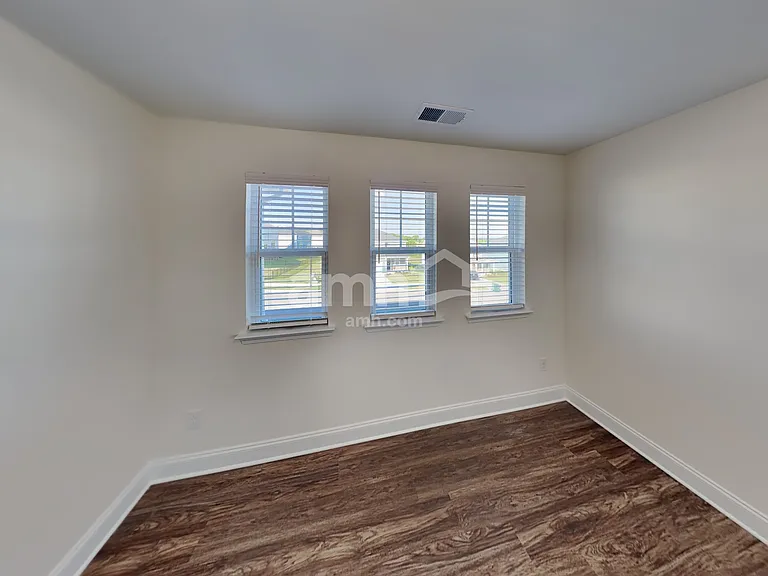 1105 Amberly Way — Photo 22