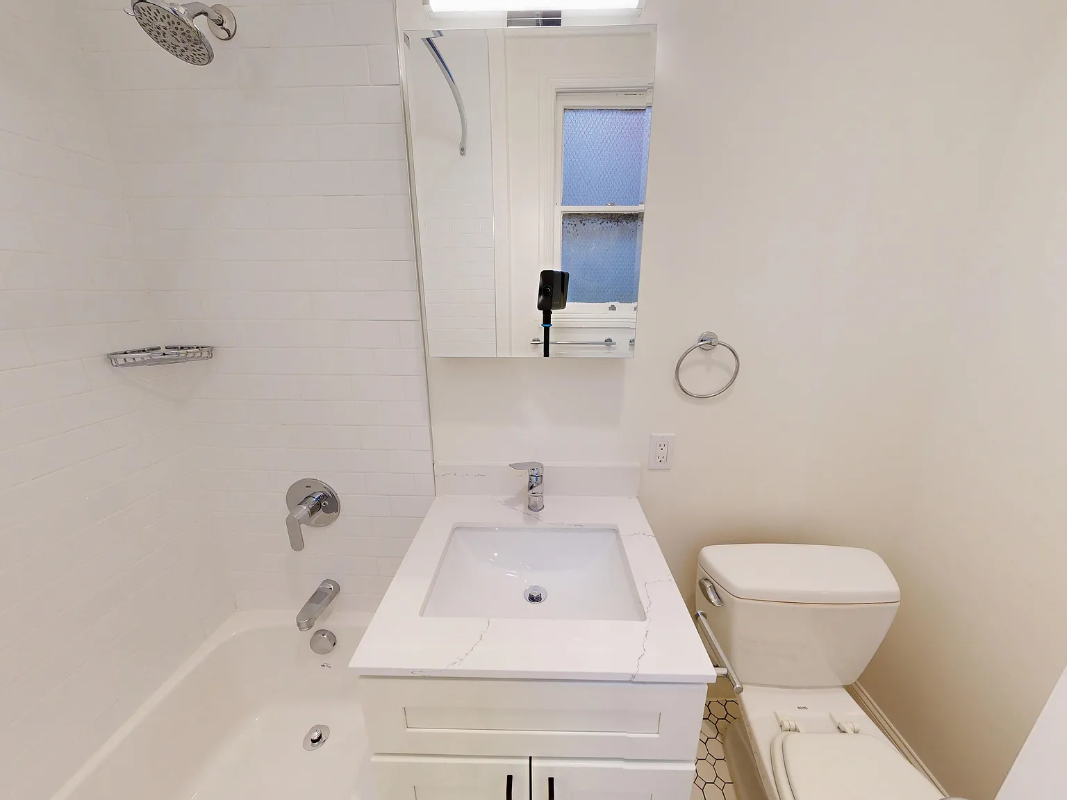 1260 Broadway Street — Photo 4