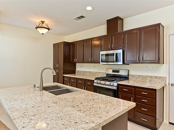 2nd image of 29747 Canyon Way Ct