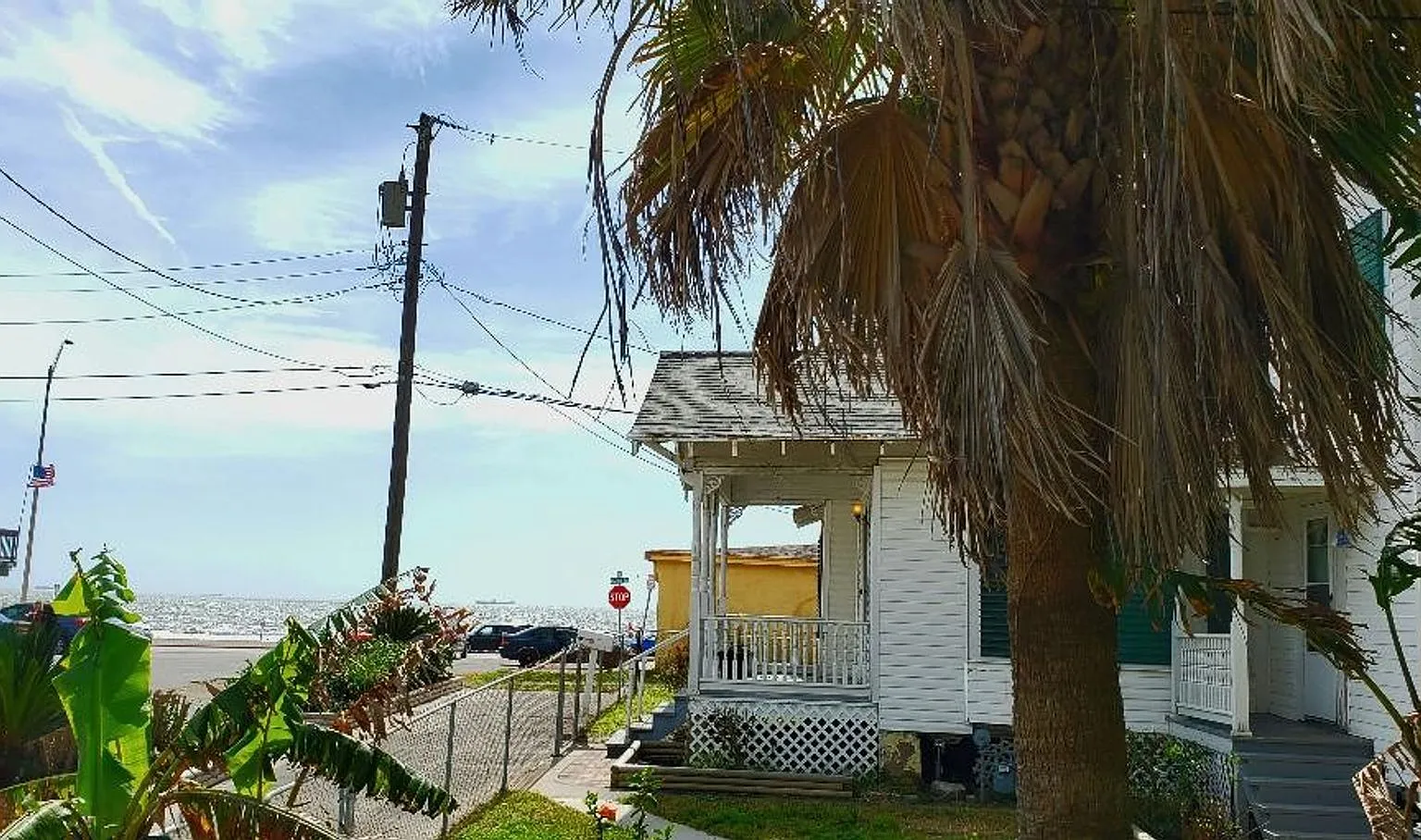 Seawall Beach View 3 bedroom Home — Photo 2