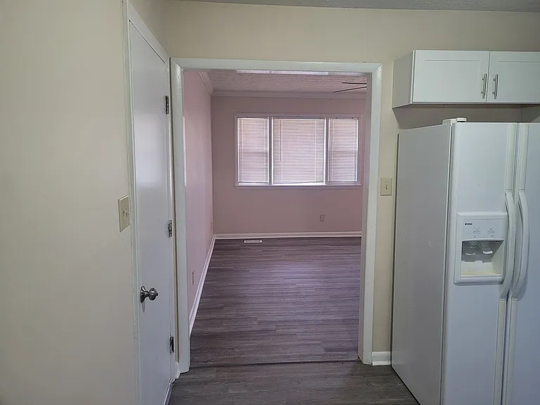 1219 Chilton Dr — Photo 10