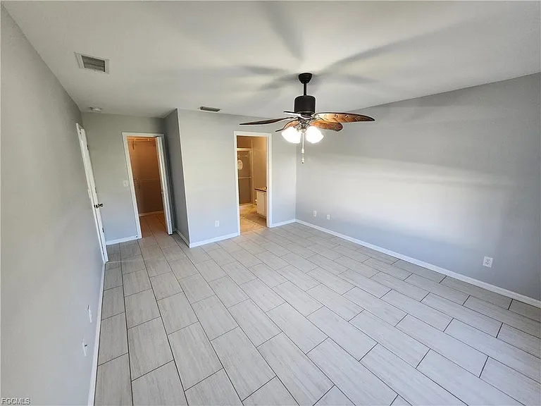 4126 SW 8th Pl — Photo 10
