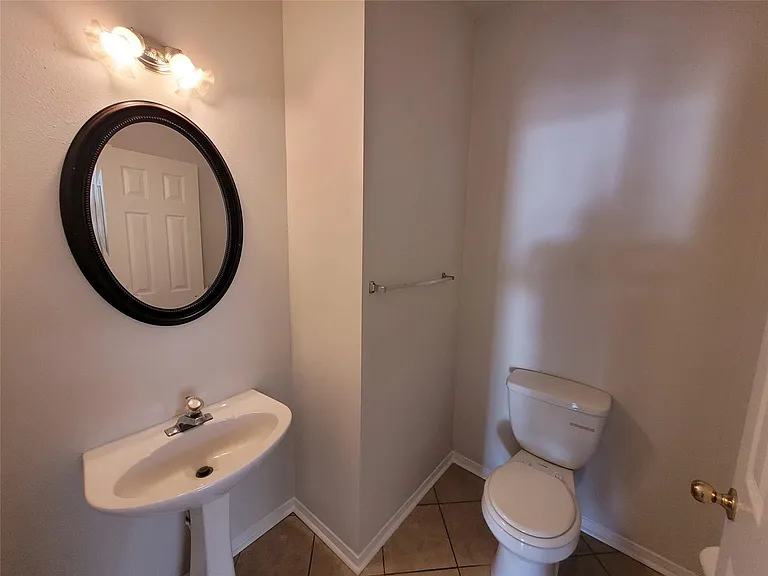 17403 Canyon Knoll Dr — Photo 6