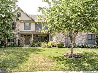 1370 Windsor Rd, Mechanicsburg, PA 17050