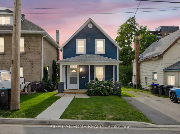 314 Queen St, Midland, ON L4R 3H4