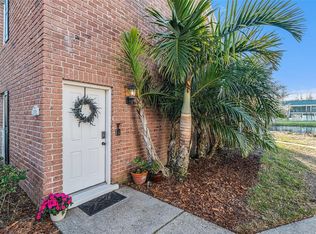 13716 Orange Sunset Dr, Tampa, FL 33618