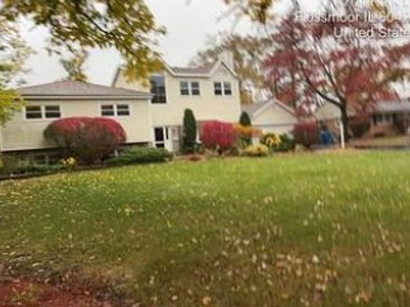 3rd image of 650 Park Dr