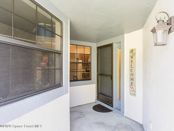 4th image of 3554 Sparrow Ln