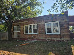 1100 E Walker St, Breckenridge, TX 76424