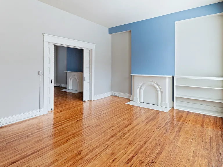 566 S 4th St #405 — Photo 8