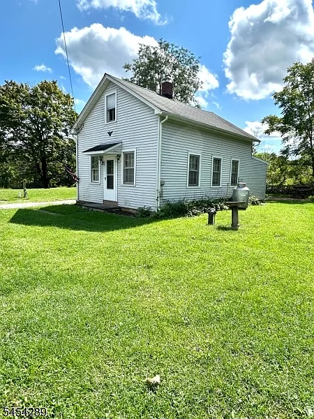 1 bed, 1.0 bath, $1,825 — Photo 1