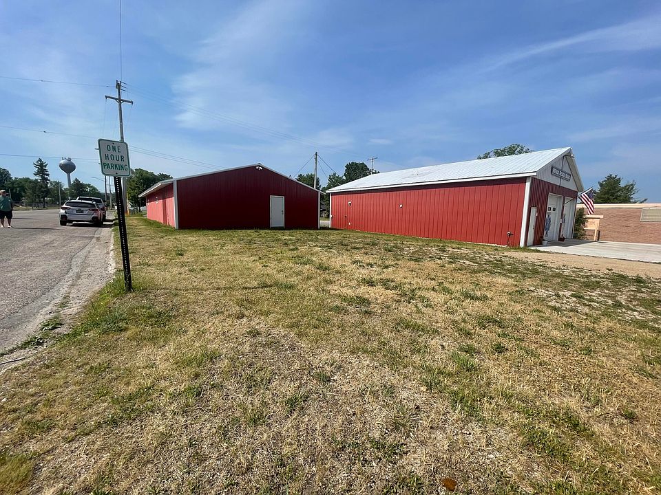 124 E Mesick Ave, Mesick, MI 49668 MLS 23018805 Zillow