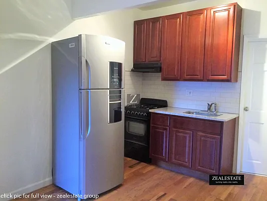 Rented by ZealEstate Group Inc | media 14