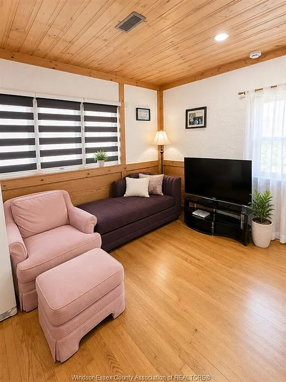 1 bed, $1,200 — Photo 1