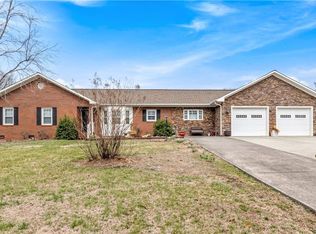 140 Sloan Dr, Winston Salem, NC 27103