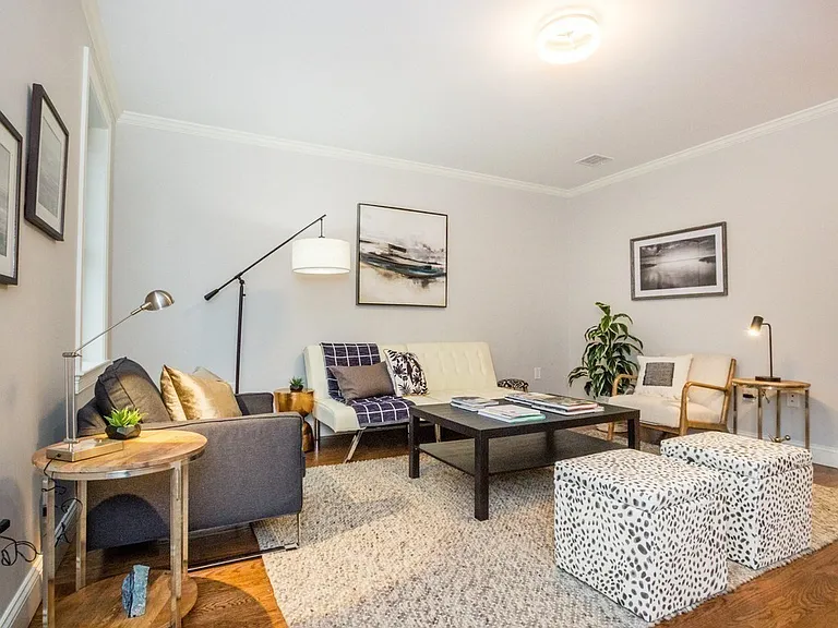 68 Rockwell Ave — Photo 6