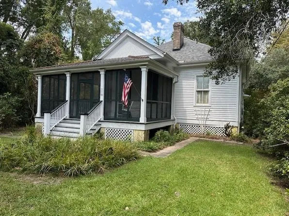 300 Wilkinson St, Mandeville, LA 70448