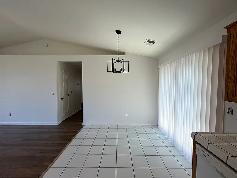 3409 Starside Dr — Photo 5
