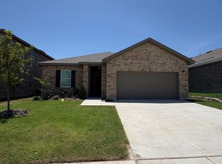 4929 Redhead Dr, Fort Worth, TX 76179