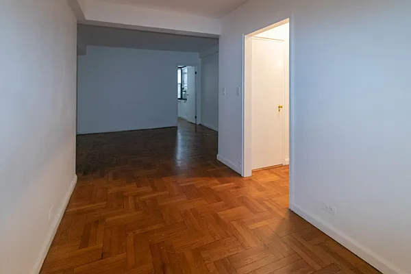 Rented by Level Group | media 15