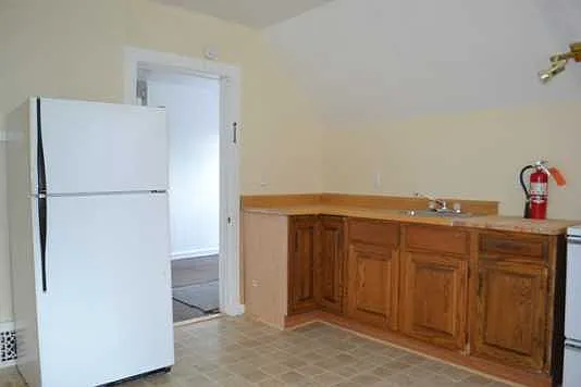 1420 W Michigan Ave — Photo 15