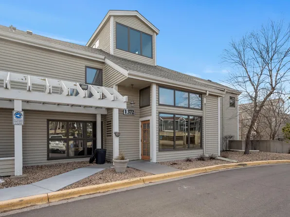 1372 Carling Dr APT 103, Saint Paul, MN 55108