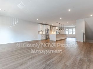 10549 John Glenn St, Lanham, MD 20706