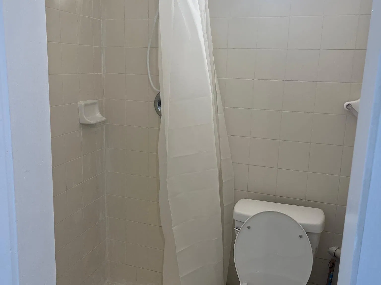 475 W Dania Beach Blvd — Photo 3