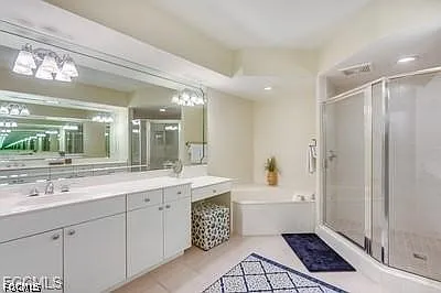 14250 Royal Harbour Ct #713 — Photo 22