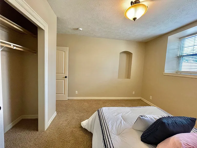 3007 Jackson St — Photo 12