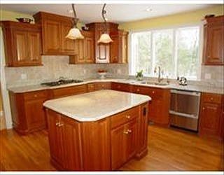 2nd image of 5 Newman Hill Dr