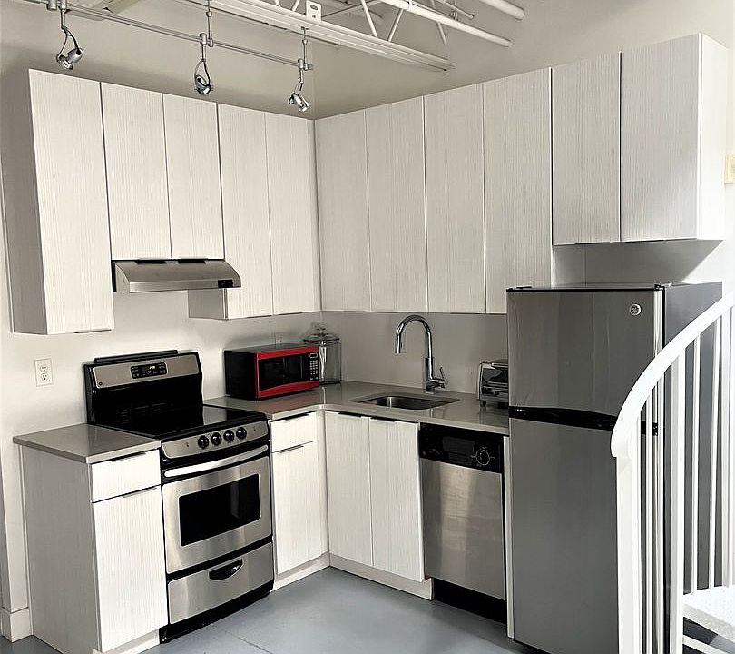 1st image of 360 W 300 S Unit 207
