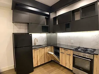 Rented by Tapiro Realty