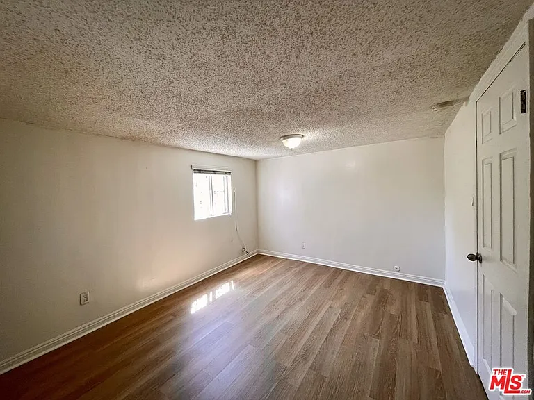 3421 Walton Ave #3421.5 — Photo 11