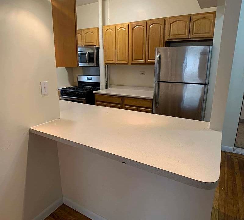 1st image of 676 Amsterdam Ave #4F