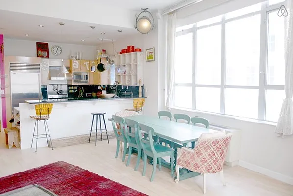 Rented by Level Group | media 19