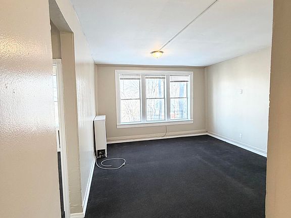 4th image of 37 Avon Pl #1B