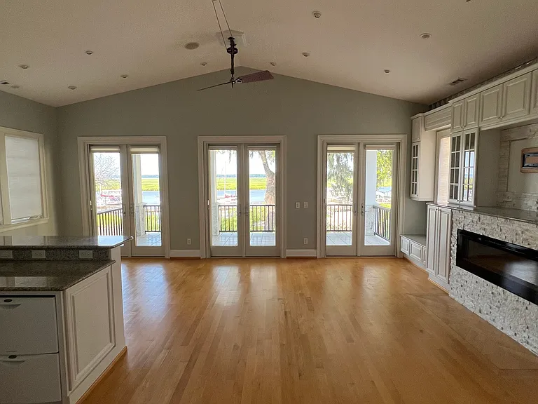 100 Factory Creek Ct — Photo 8
