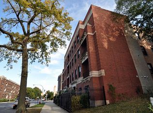 527 E Oakwood Blvd, Chicago, IL 60653