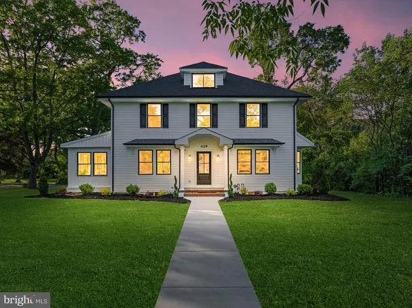 629 E Main St, Moorestown, NJ 08057