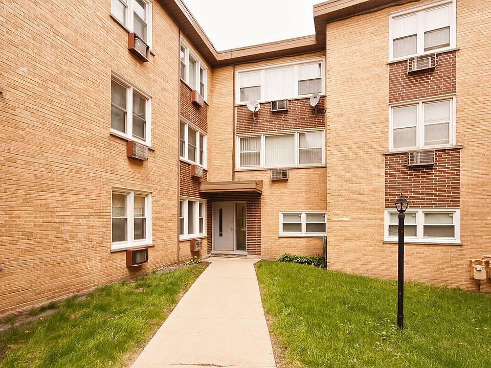 1st image of 2060 W Chase Ave APT 3A