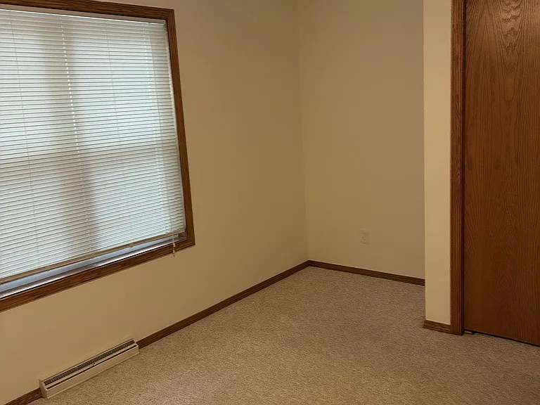 925 Sky Ridge Dr — Photo 23