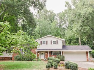 1303 Beverly Dr, Dalton, GA 30720