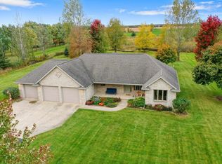 803 S Overland Rd, De Pere, WI 54115