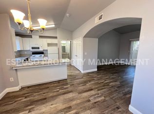 1565 W Swift Ave APT 205, Fresno, CA 93705