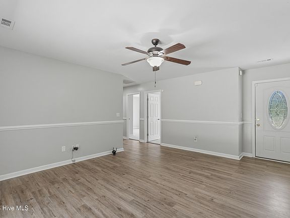 4th image of 102 Ashbury Park Lane