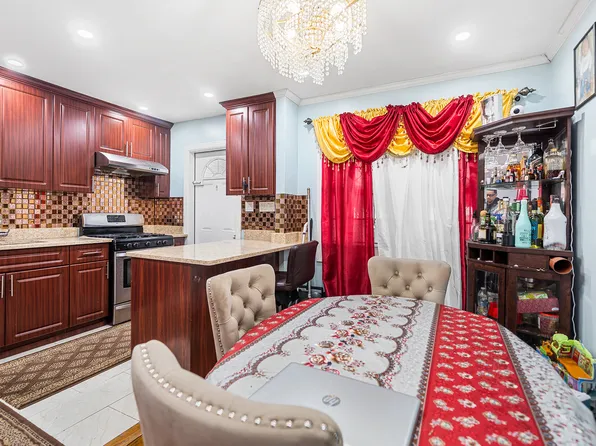 120-38 Inwood Street image 7 of 28