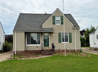 7502 Arden Rd, Parma, OH 44129