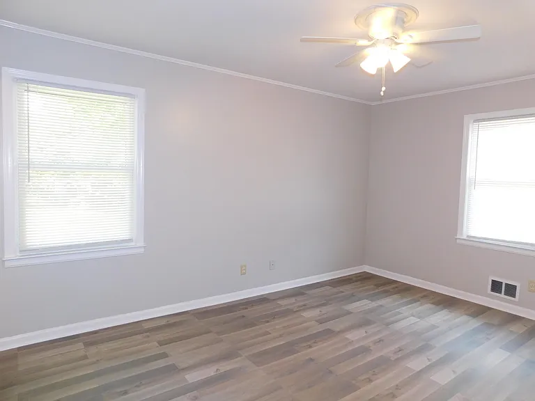 2921 Stratford Dr — Photo 18
