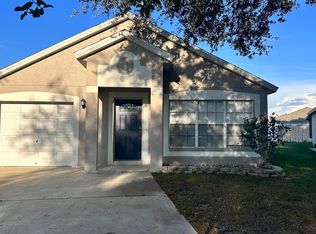 1350 Dew Bloom Rd, Valrico, FL 33594